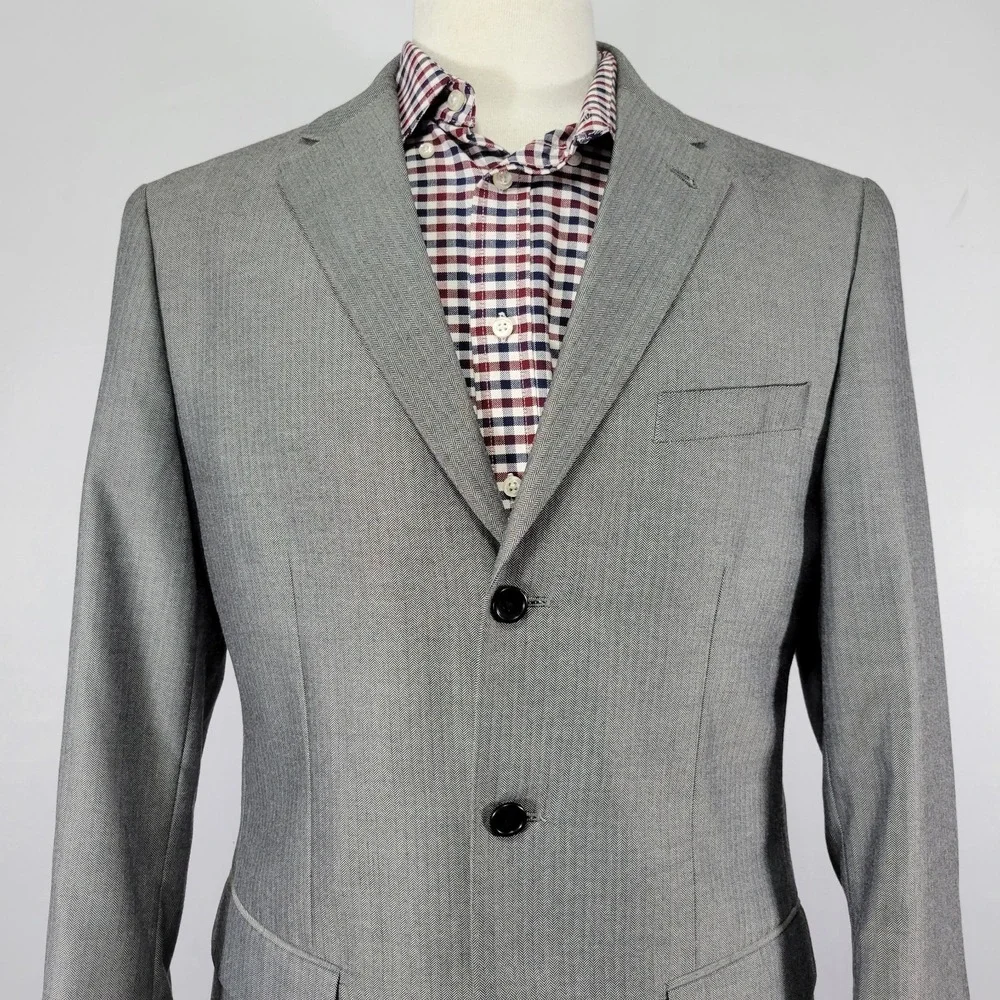 Stafford Essentials Men's Sport Coat Blazer Three Button Gray Herringbone 40R‎